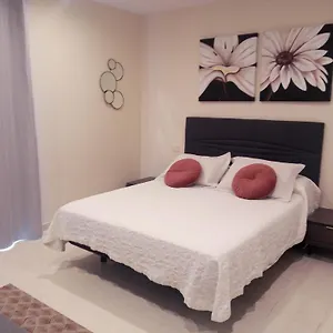 https://club-paraiso.adeje-hotels.com